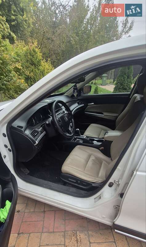 Внедорожник / Кроссовер Honda Crosstour 2013 в Черкассах фото 2 Внедорожник / Кроссовер Honda Crosstour 2013 в Черкассах