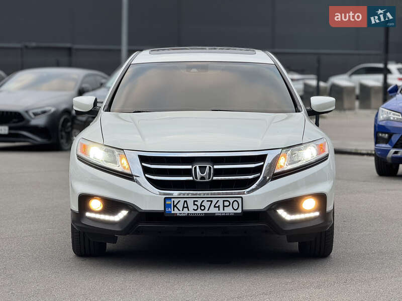 Внедорожник / Кроссовер Honda Crosstour 2014 в Киеве