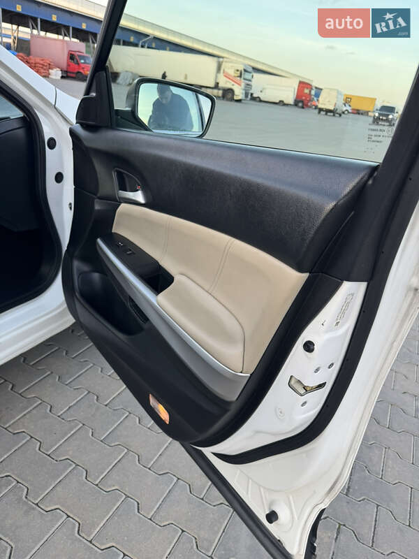 Внедорожник / Кроссовер Honda Crosstour 2013 в Одессе фото 13 Внедорожник / Кроссовер Honda Crosstour 2013 в Одессе