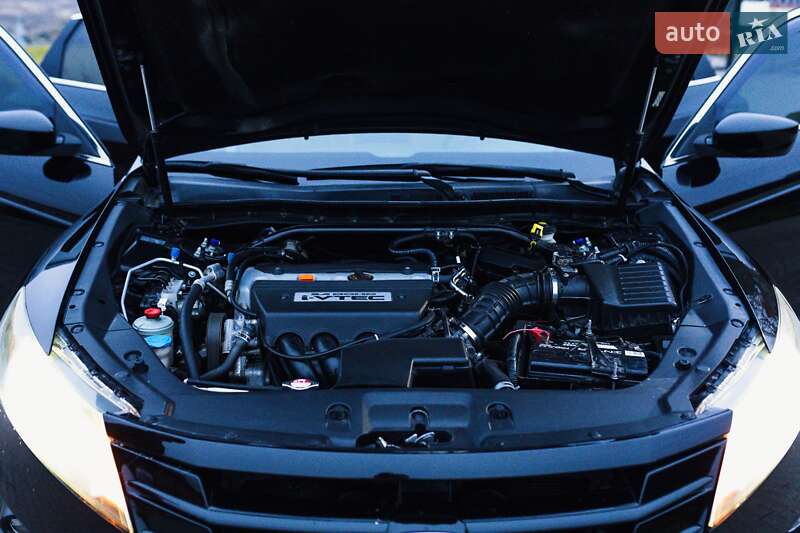 Позашляховик / Кросовер Honda Crosstour 2012 в Львові