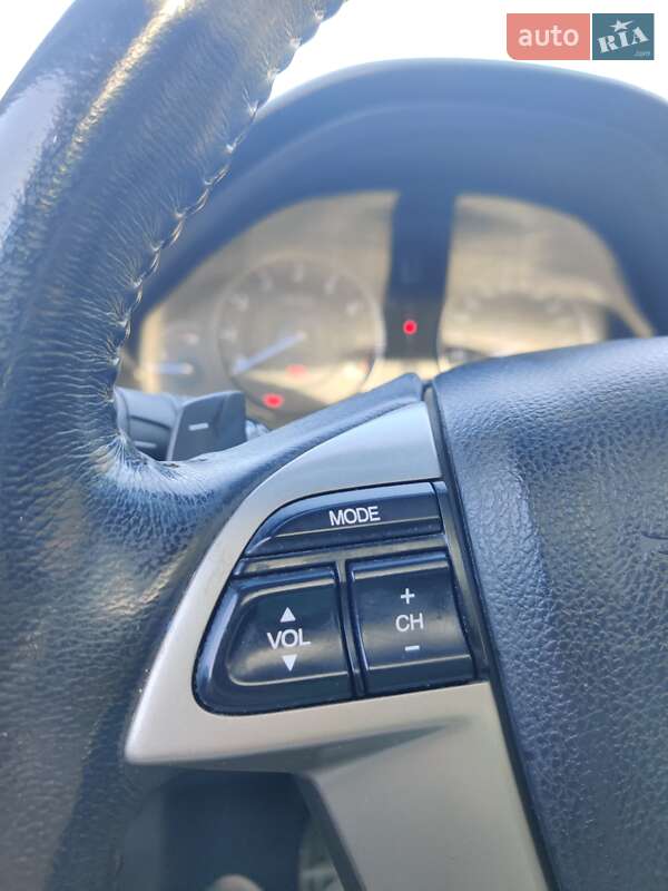 Внедорожник / Кроссовер Honda Crosstour 2011 в Николаеве