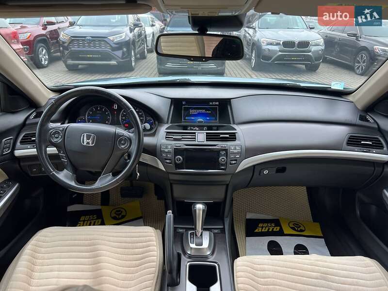 Позашляховик / Кросовер Honda Crosstour 2013 в Івано-Франківську