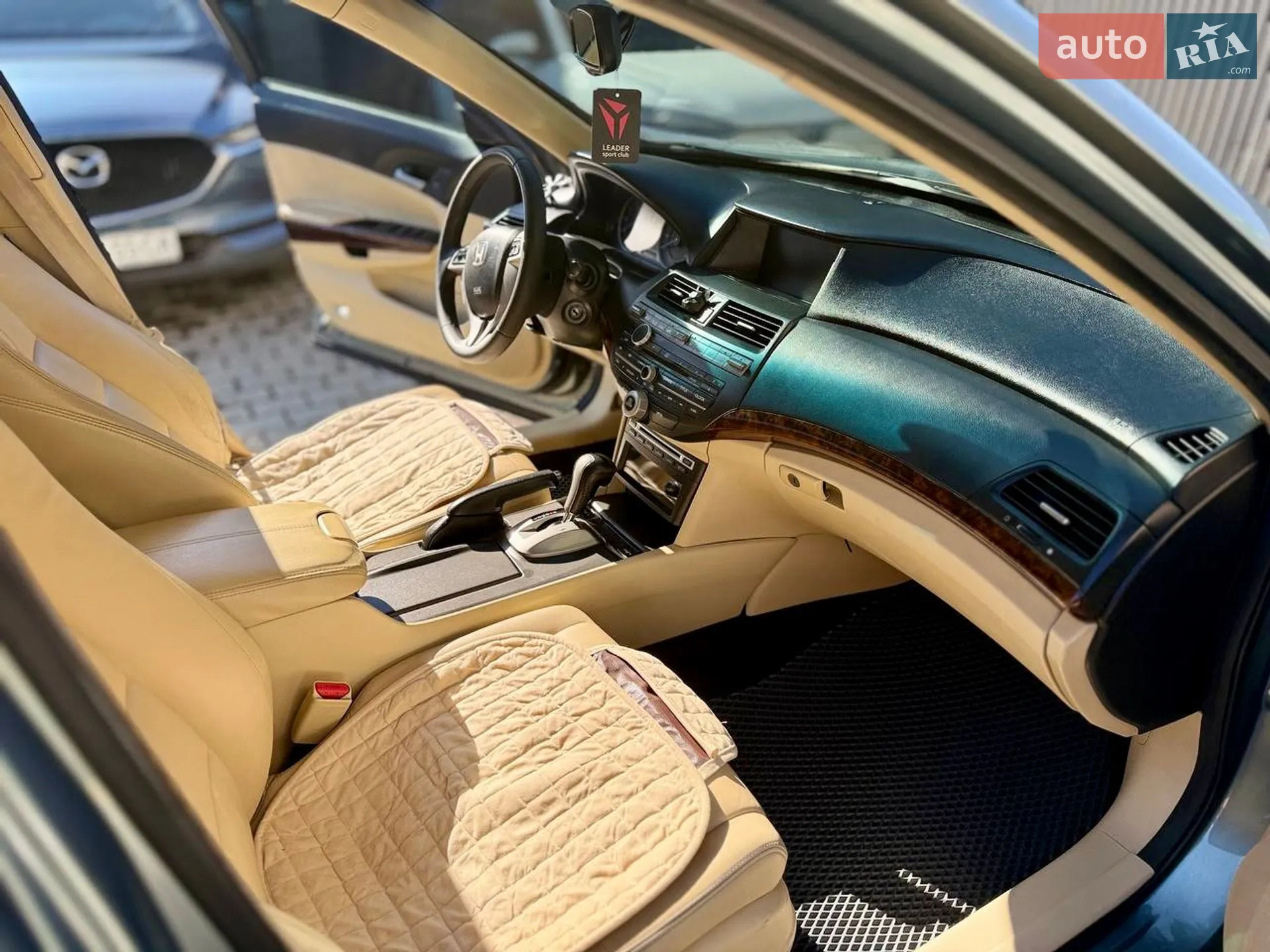 2010 Honda Crosstour - мініатюра 7