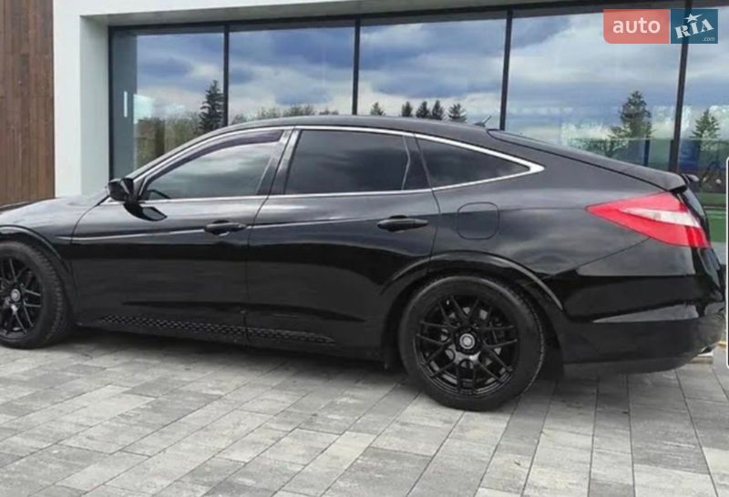 Позашляховик / Кросовер Honda Crosstour 2012 в Львові