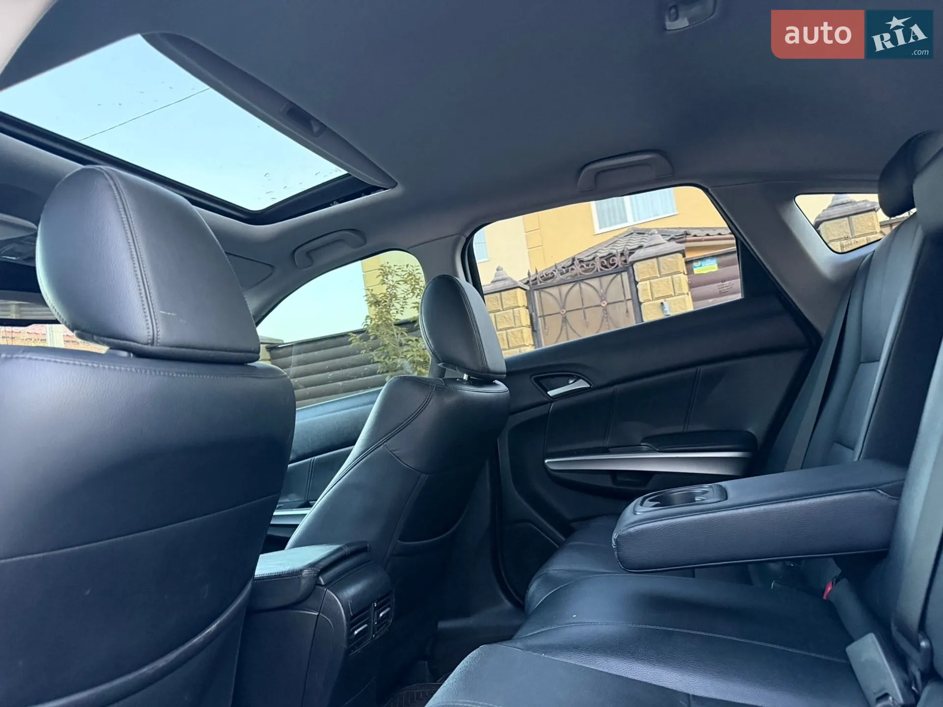 2015 Honda Crosstour - мініатюра 38
