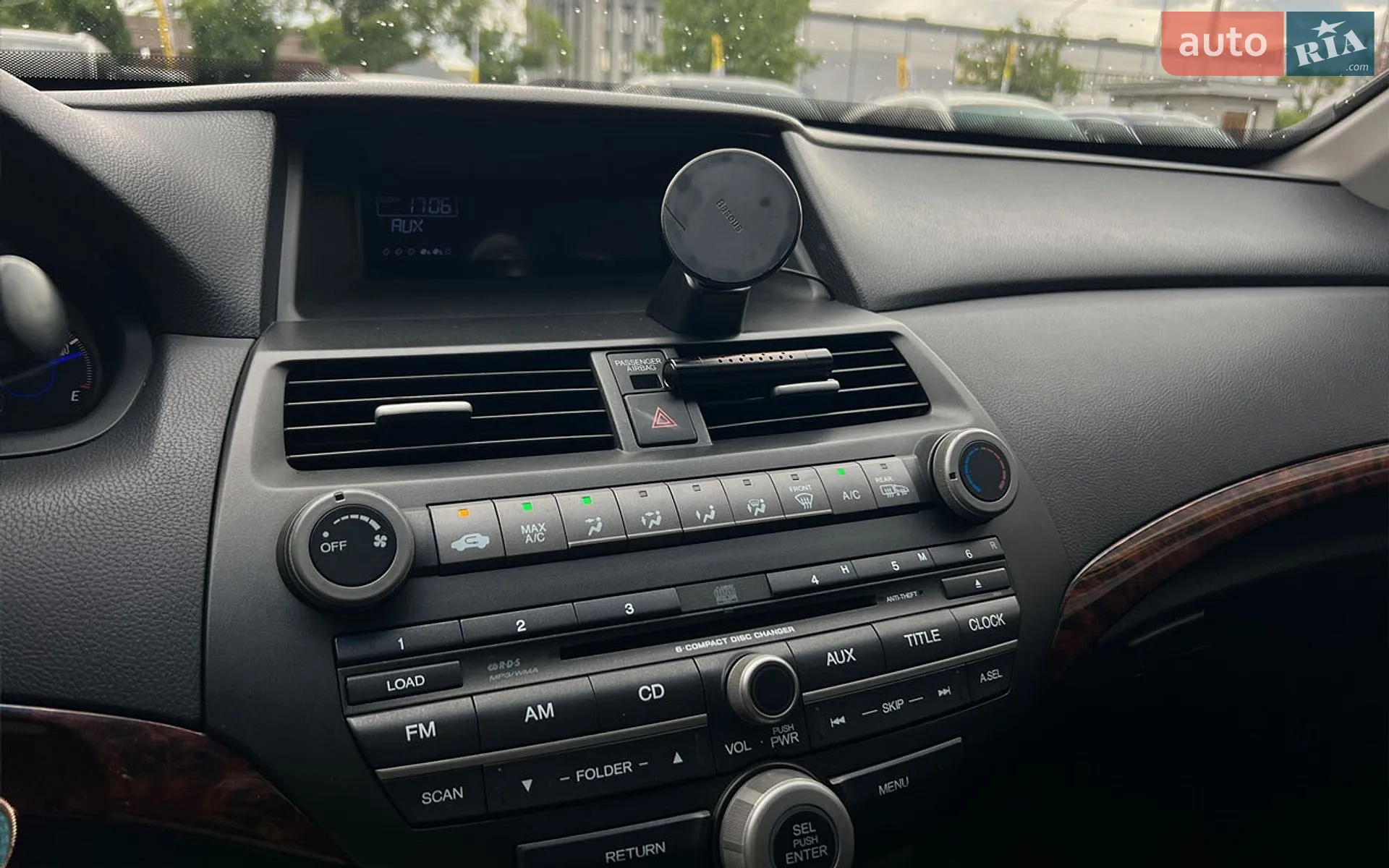 2012 Honda Crosstour - мініатюра 17