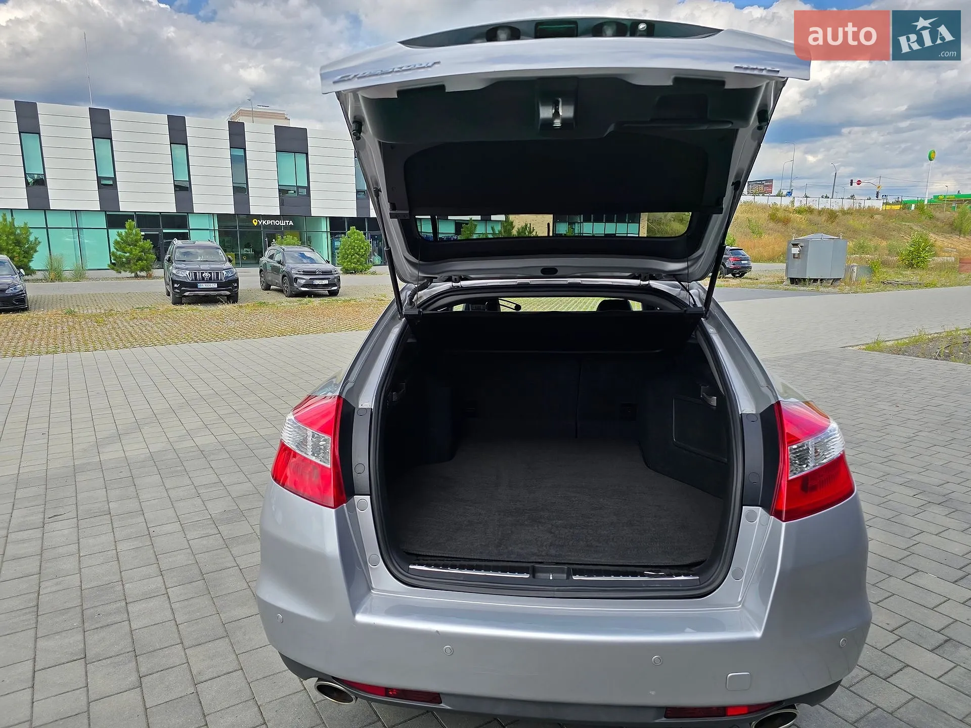 2011 Honda Crosstour - мініатюра 34