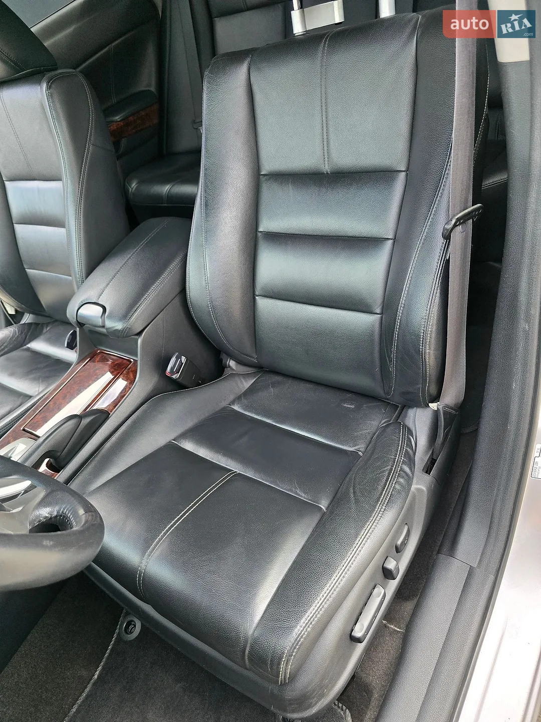 2011 Honda Crosstour - мініатюра 38