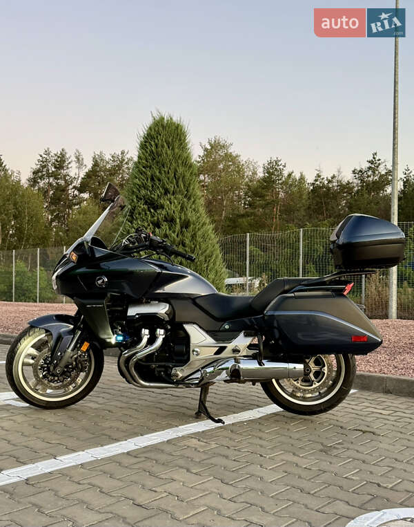 Мотоцикл Круизер Honda CTX 1300 2014 в 