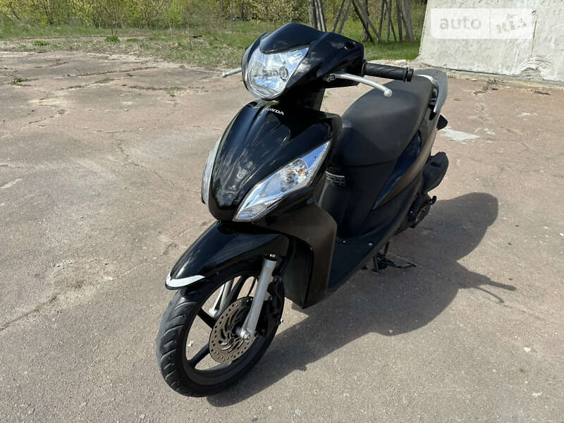 Макси-скутер Honda Dio 110 (JF31) 2015 в Сновске
