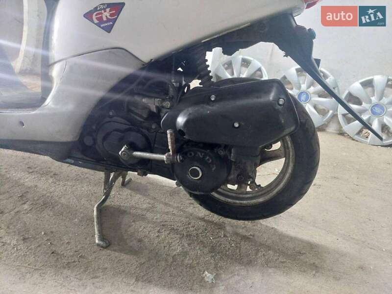 Скутер Honda Dio AF-27 1996 в Бродах