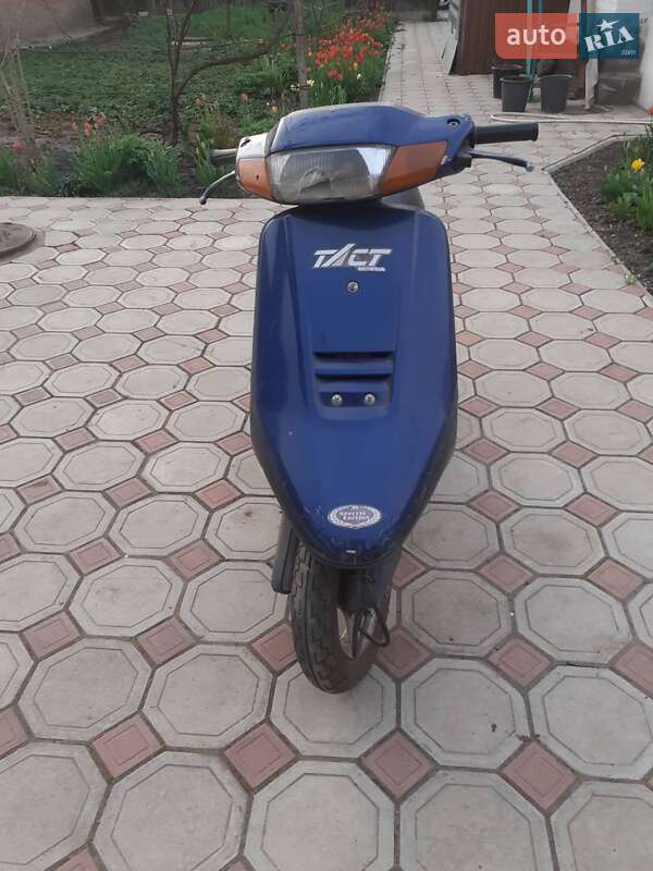 Макси-скутер Honda Dio AF-27 1996 в Гадяче