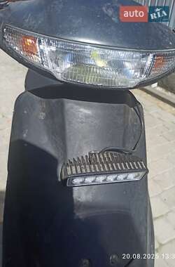Скутер Honda Dio AF-27 1994 в  фото 4 Скутер Honda Dio AF-27 1994 в