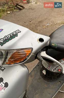 Вантажні моторолери, мотоцикли, скутери, мопеди Honda Dio AF-34 2004 в 
