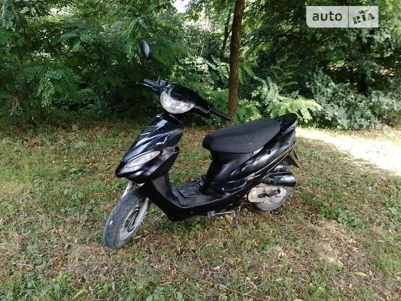 Максі-скутер Honda Dio AF-34 2004 в Чернівцях