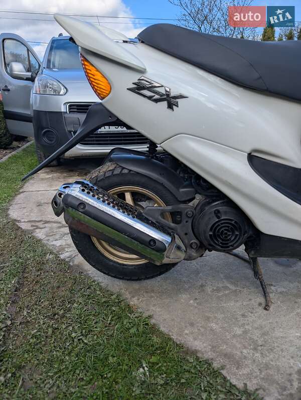 Скутер Honda Dio AF-35 2004 в Болехові фото 2 Скутер Honda Dio AF-35 2004 в Болехові