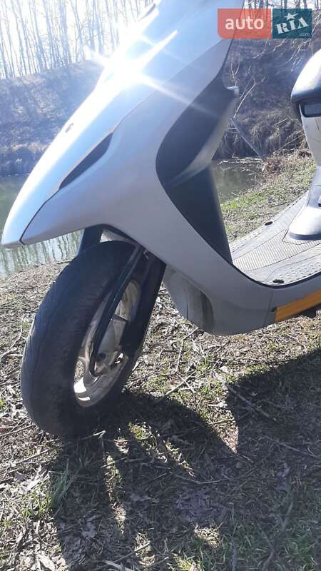 Скутер Honda Dio AF-56 2004 в Голованівську