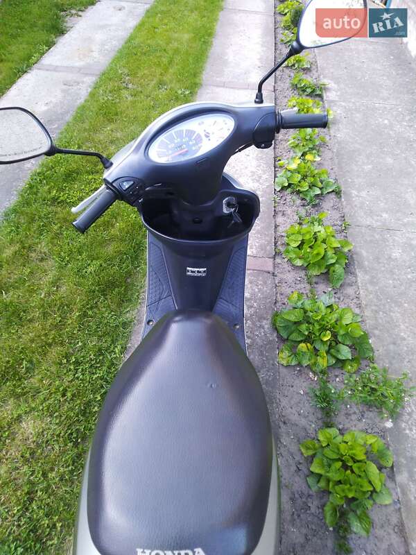 Скутер Honda Dio AF-56 2004 в Судовой Вишне