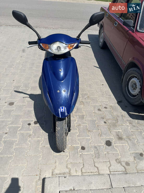 Мопеди Honda Dio AF-56 2004 в Новодністровську