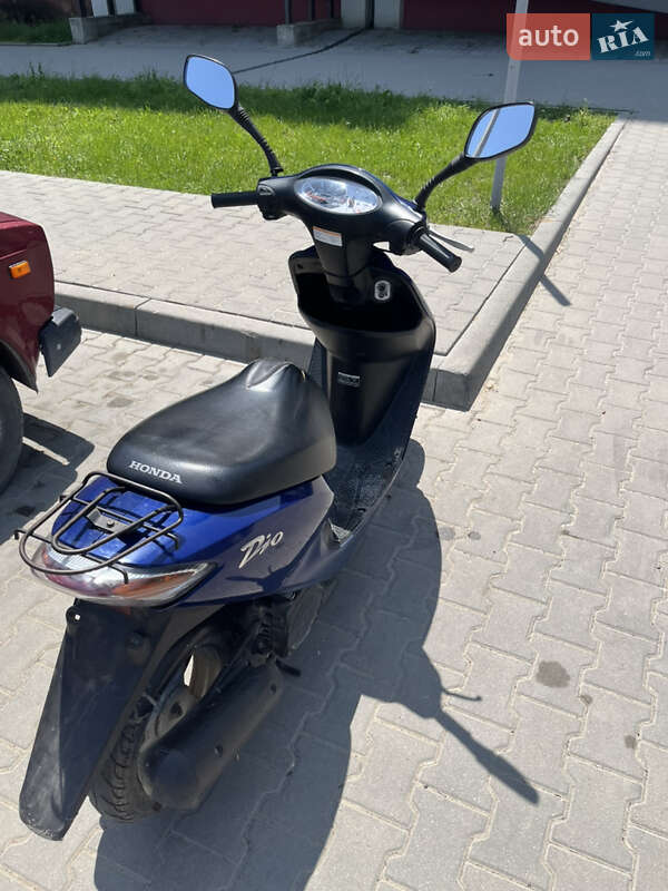 Мопеди Honda Dio AF-56 2004 в Новодністровську