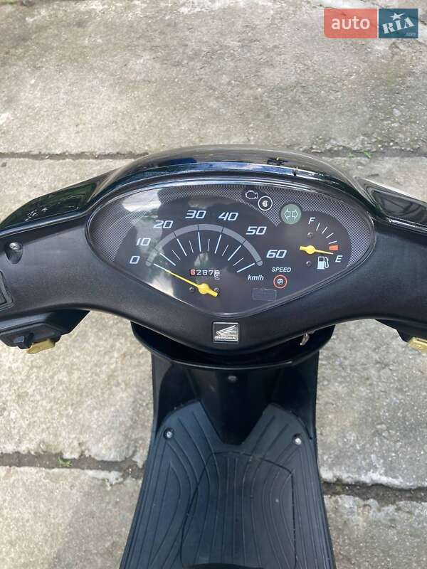 Скутер Honda Dio AF-68 2012 в Братском фото 4 Скутер Honda Dio AF-68 2012 в Братском