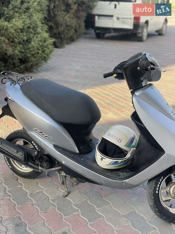 Мопеды Honda Dio AF-68 2011 в Кельменцах