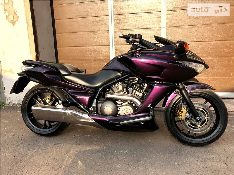 Мотоцикл Туризм Honda DN-01 2008 в 