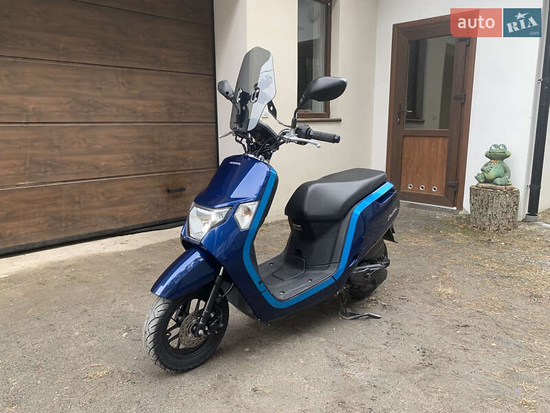 Скутер Honda Dunk 50 2016 в 