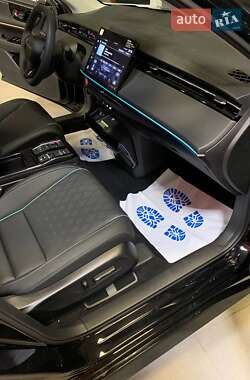 Внедорожник / Кроссовер Honda e:NP2 2024 в 