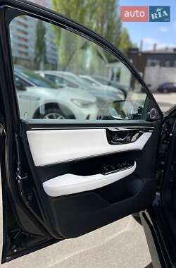 Внедорожник / Кроссовер Honda e:NP2 2024 в 