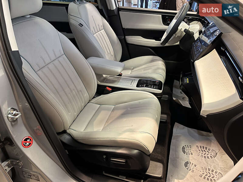 Внедорожник / Кроссовер Honda e:NP2 2024 в Киеве