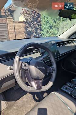 Внедорожник / Кроссовер Honda e:NP2 2024 в 