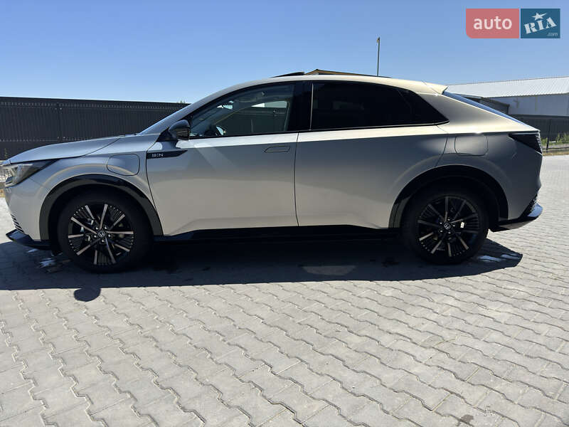 Внедорожник / Кроссовер Honda e:NP2 2025 в Ивано-Франковске