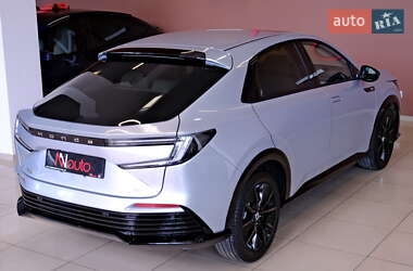Позашляховик / Кросовер Honda e:NP2 2024 в 