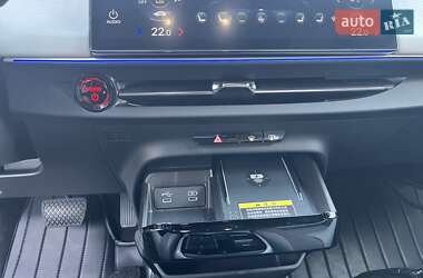 Внедорожник / Кроссовер Honda e:NP2 2024 в 