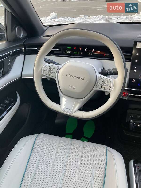 Внедорожник / Кроссовер Honda e:NP2 2024 в Львове