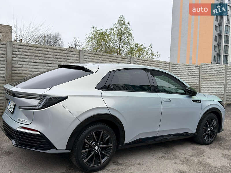 Позашляховик / Кросовер Honda e:NP2 2024 в Дніпрі фото 4 Позашляховик / Кросовер Honda e:NP2 2024 в Дніпрі