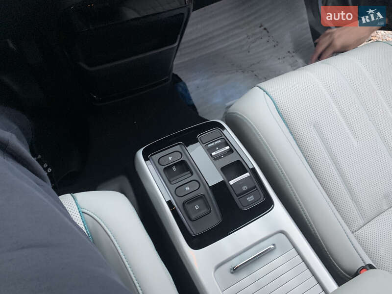 Внедорожник / Кроссовер Honda e:NP2 2024 в Сумах