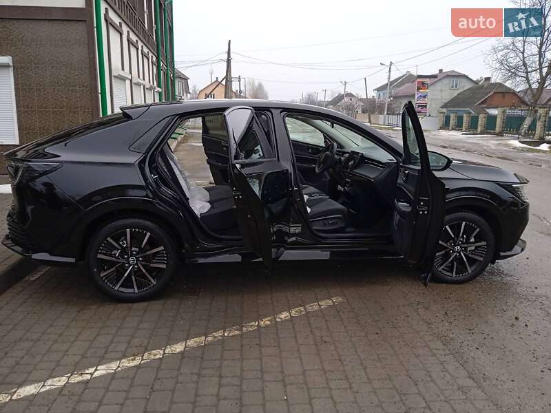 Внедорожник / Кроссовер Honda e:NP2 2025 в Черновцах