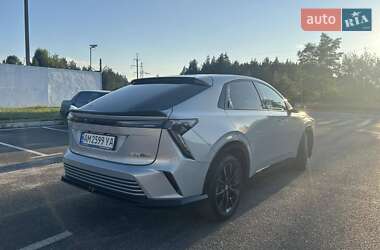 Внедорожник / Кроссовер Honda e:NS2 2024 в 