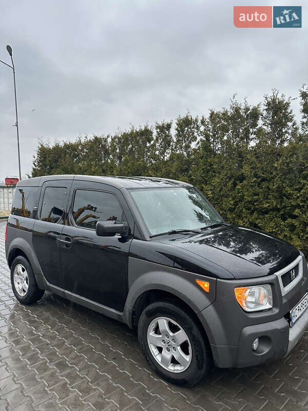 Honda Element 2004
