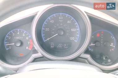 Внедорожник / Кроссовер Honda Element 2011 в 