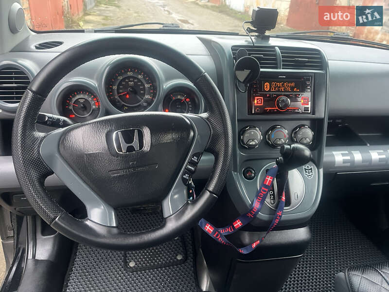 Внедорожник / Кроссовер Honda Element 2003 в Хмельницком