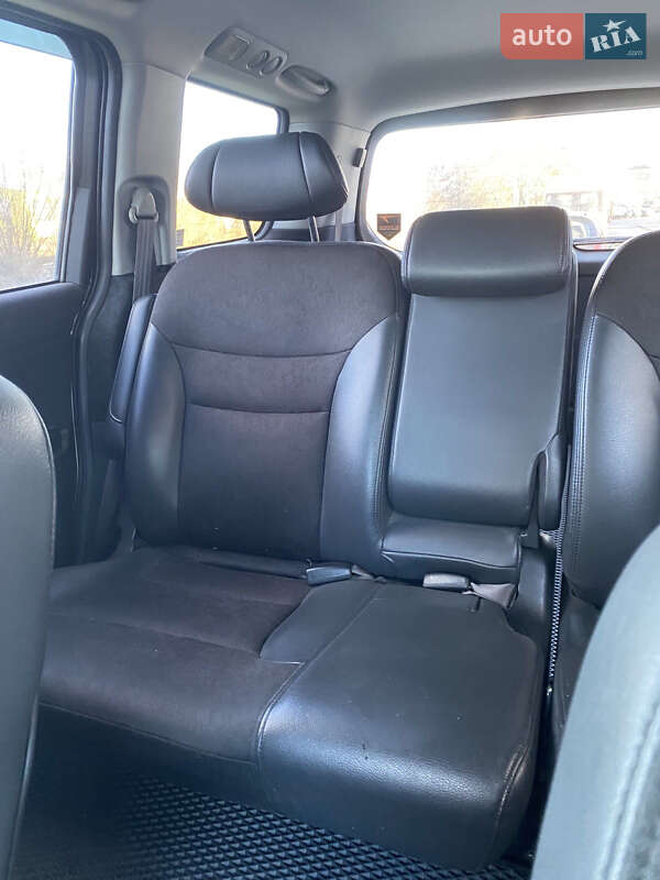 Минивэн Honda Elysion 2010 в Херсоне