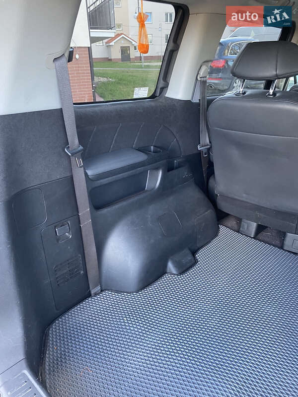 Минивэн Honda Elysion 2010 в Херсоне