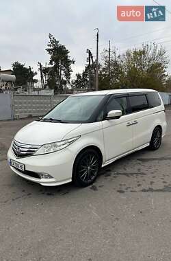 Минивэн Honda Elysion 2010 в Киеве