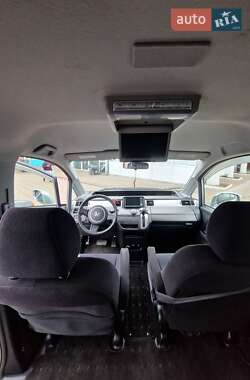 Минивэн Honda Elysion 2009 в 