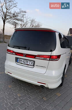 Минивэн Honda Elysion 2011 в 