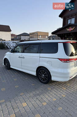 Минивэн Honda Elysion 2011 в 