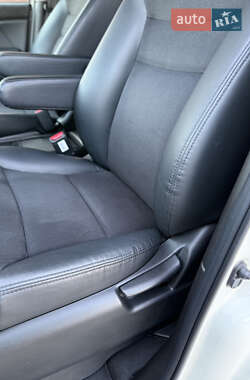 Минивэн Honda Elysion 2011 в 